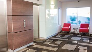 ํ
๋ผ์ค/ํํฐ์ค