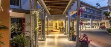 Entrée de l’hébergement