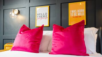 Superior Double Room, 1 King Bed | Desk, laptop workspace