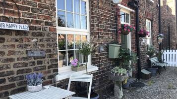 Standard Cottage, 1 Bedroom (2 Adults + 1 Children) | Terrace/patio