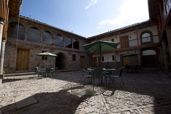 ลานระเบียง/นอกชาน