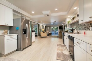 Private kitchen - 1 Island Hideaway (Fort Myers Beach)