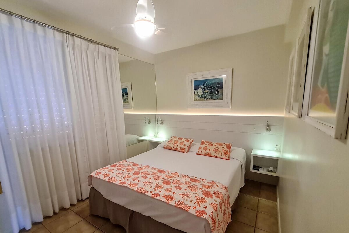 1 bedroom, in-room safe, individually decorated, free cots/infant beds