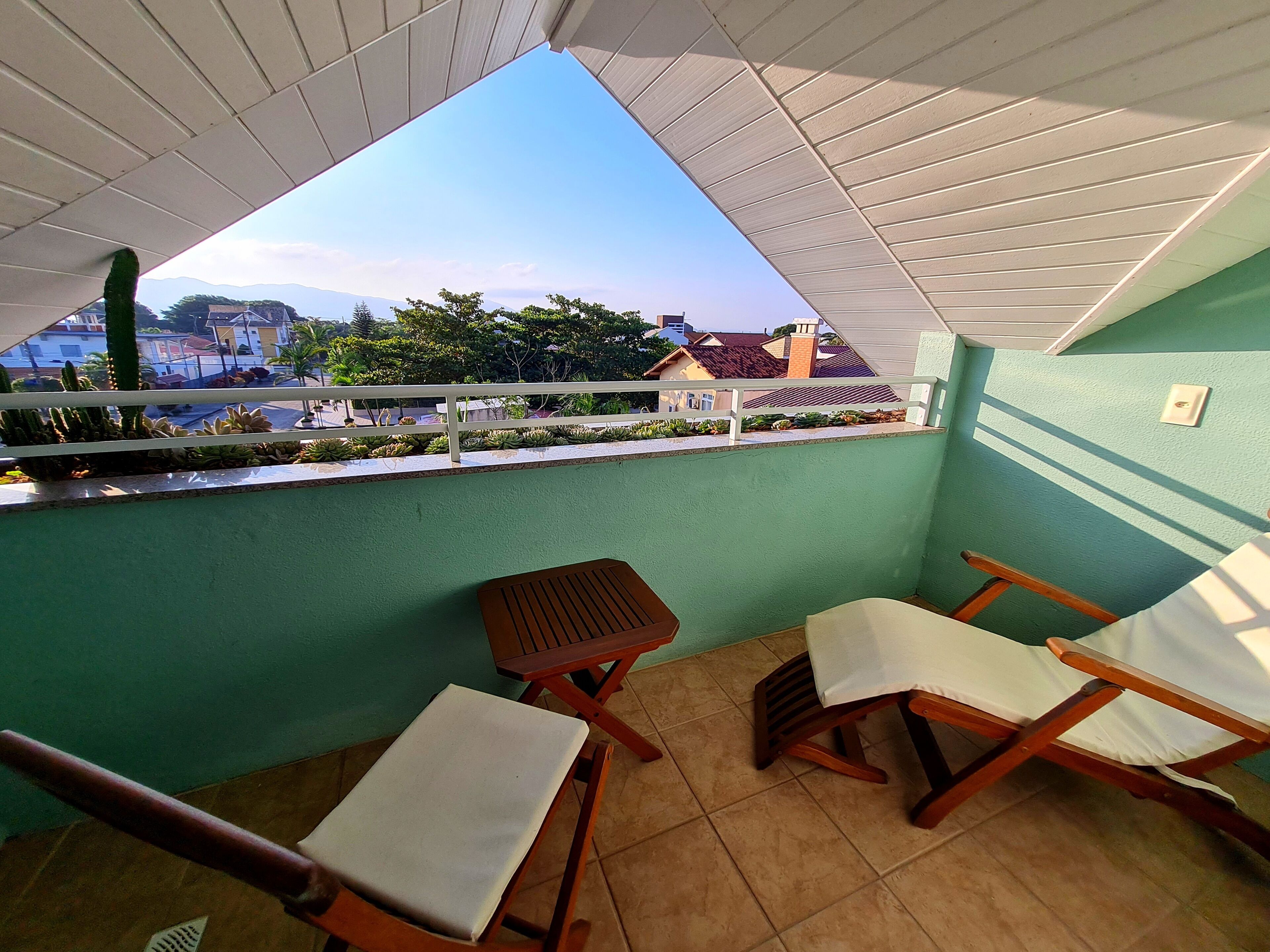 Panoramic Apartment | 1 bedroom, in-room safe, individually decorated, free cribs/infant beds