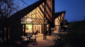 Standard Villa, 4 Bedrooms, Ensuite | 5 bedrooms, premium bedding, minibar, in-room safe