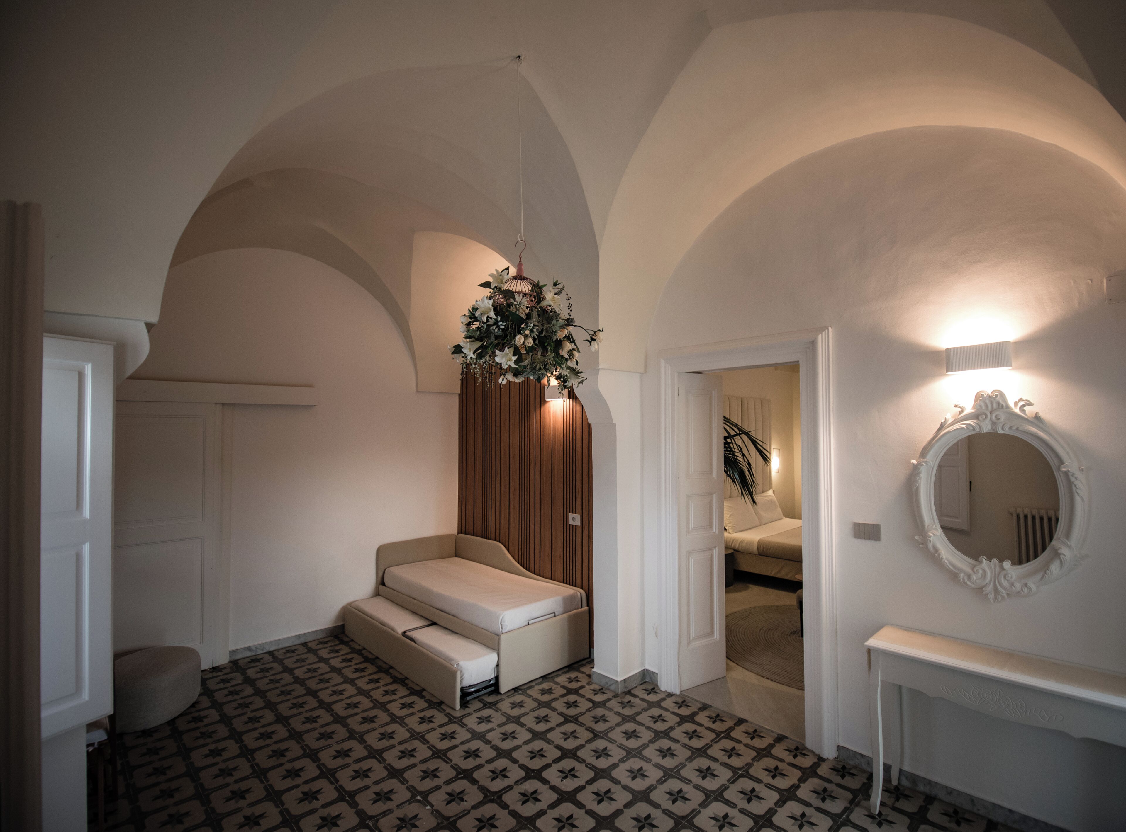 Junior-Suite | 1 Schlafzimmer, Schreibtisch, kostenloses WLAN, individuell dekoriert