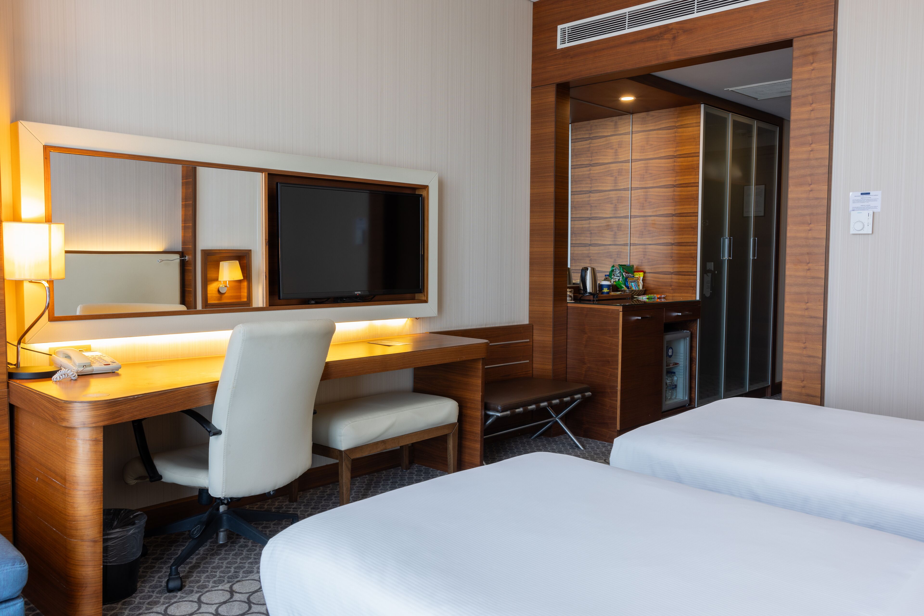 minibar, in-room safe, soundproofing, iron/ironing board