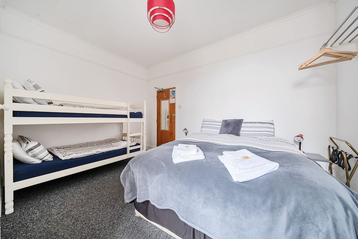 Standard Family Room | Iron/ironing board, free WiFi, bed sheets
