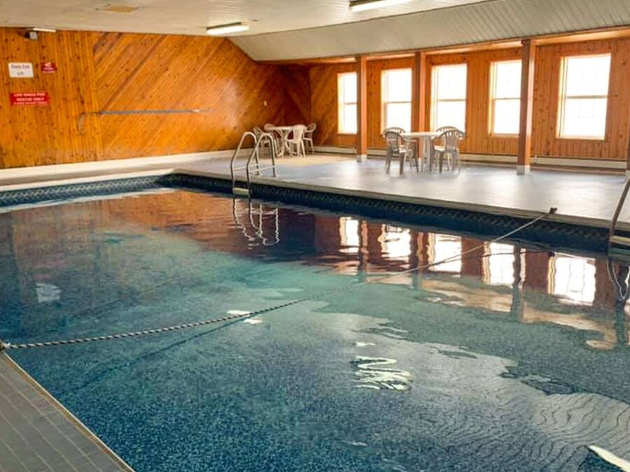 Piscine couverte