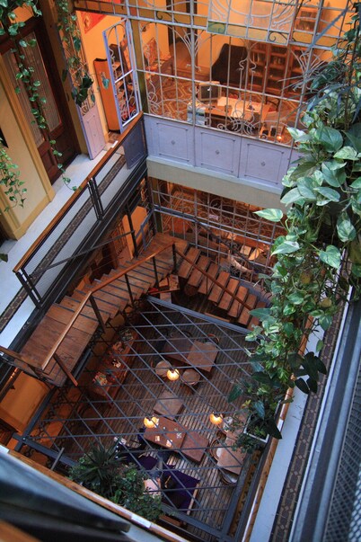 Portal del Sur Hostel & Suites