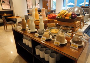 Desayuno buffet incluido todos los días 