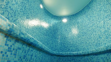 Un sauna, baño turco/hammam, tratamientos corporales, aromaterapia