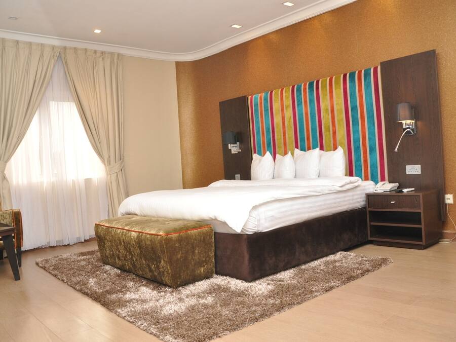 Suíte executiva | Cofres nos quartos, individualmente decorados