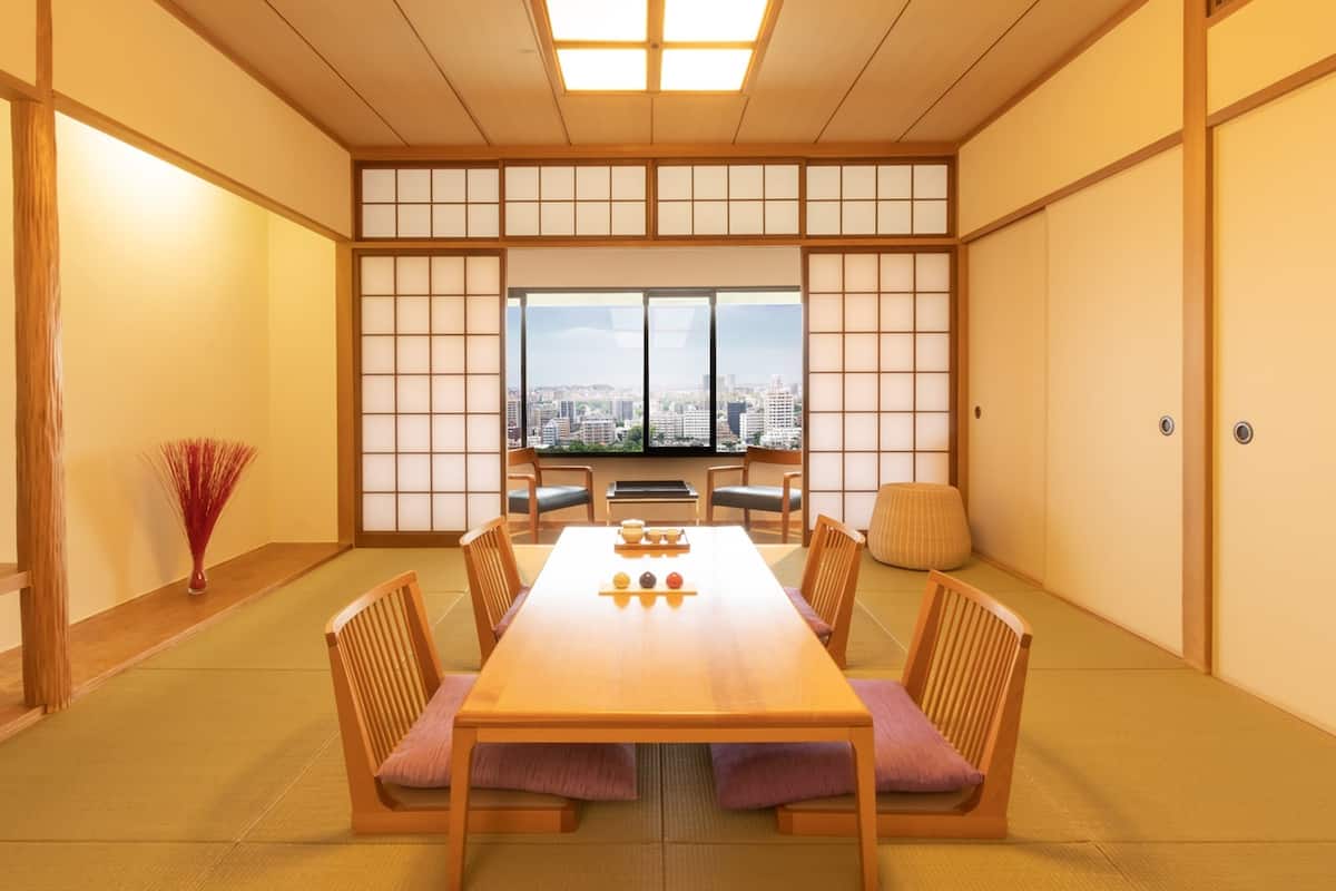 1 Schlafzimmer, Daunenbettdecken, Zimmersafe, Bügeleisen/Bügelbrett