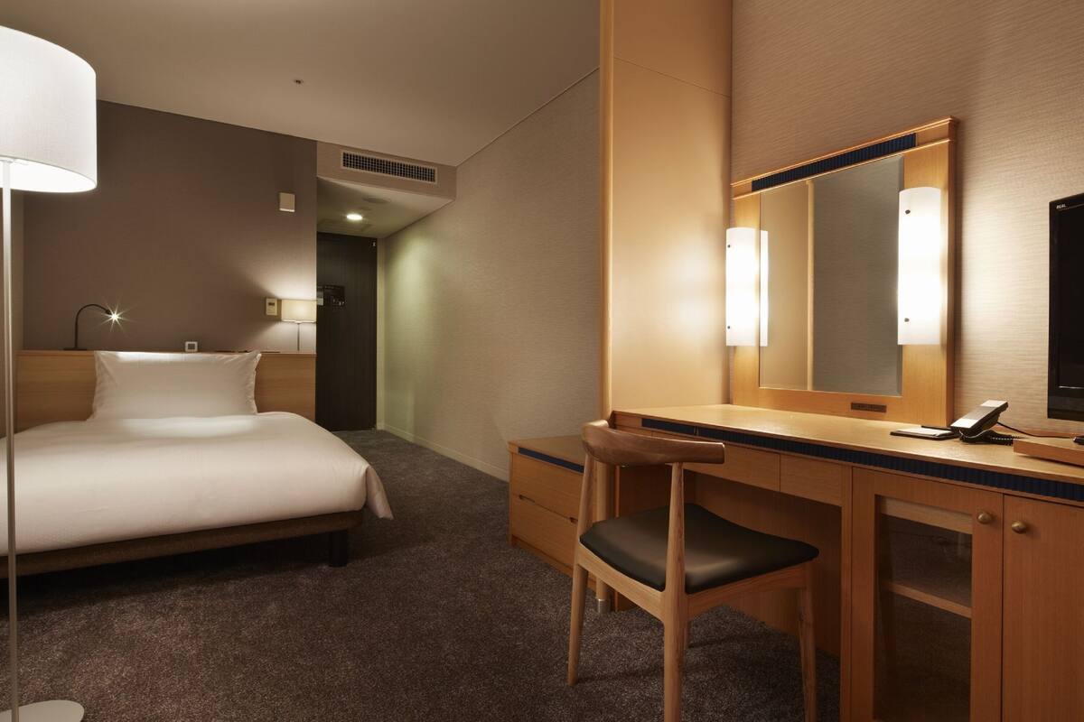 ห้องดับเบิล, ปลอดบุหรี่ | ผ้านวมขนเป็ด, ตู้นิรภัยในห้องพัก, เตารีด/โต๊ะรีดผ้า, Wi-Fi ฟรี