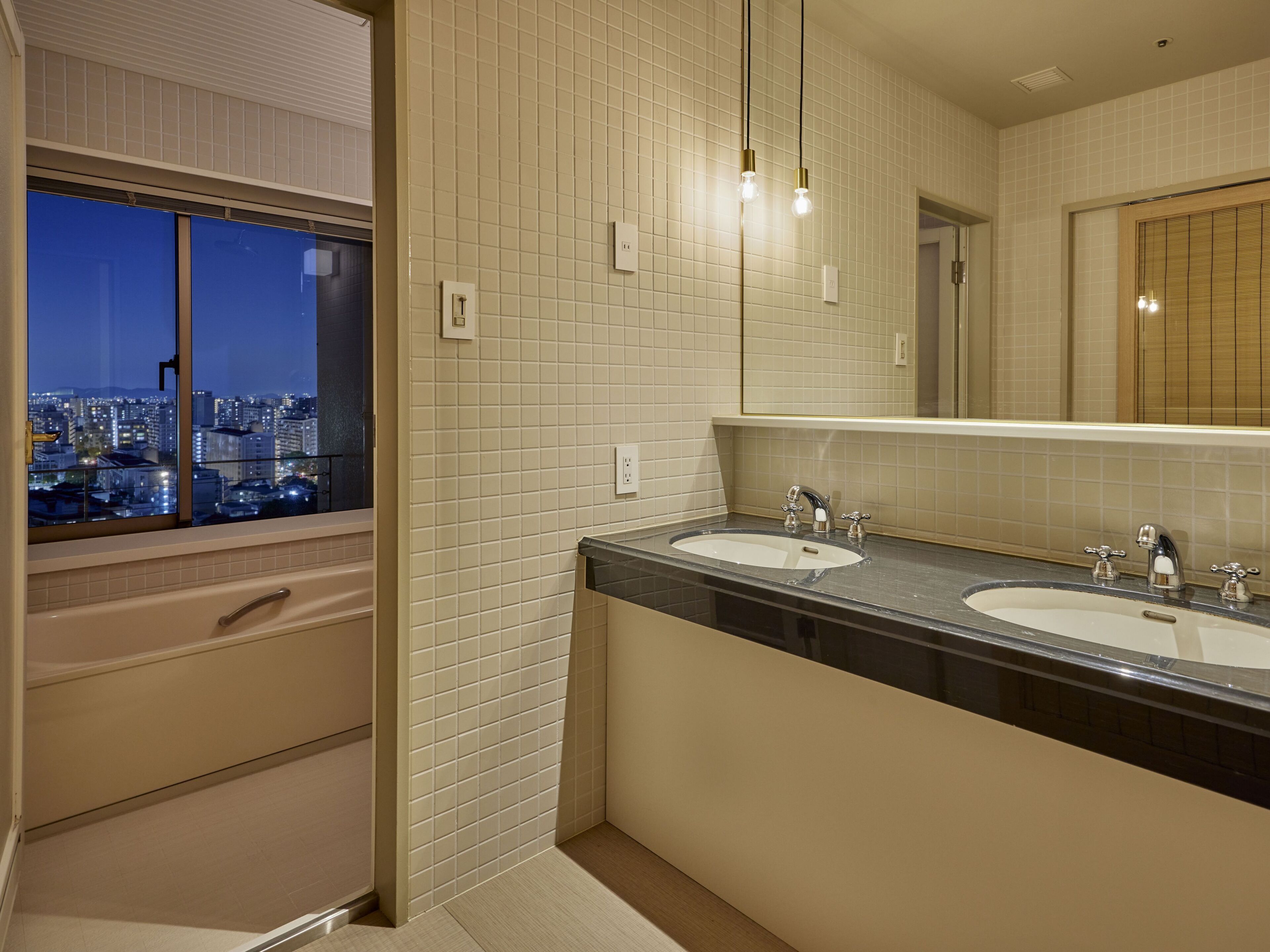 Superior 4 Beds (New Knows Old), Non Smoking | Bathroom | Free toiletries, hair dryer, slippers, electronic bidet