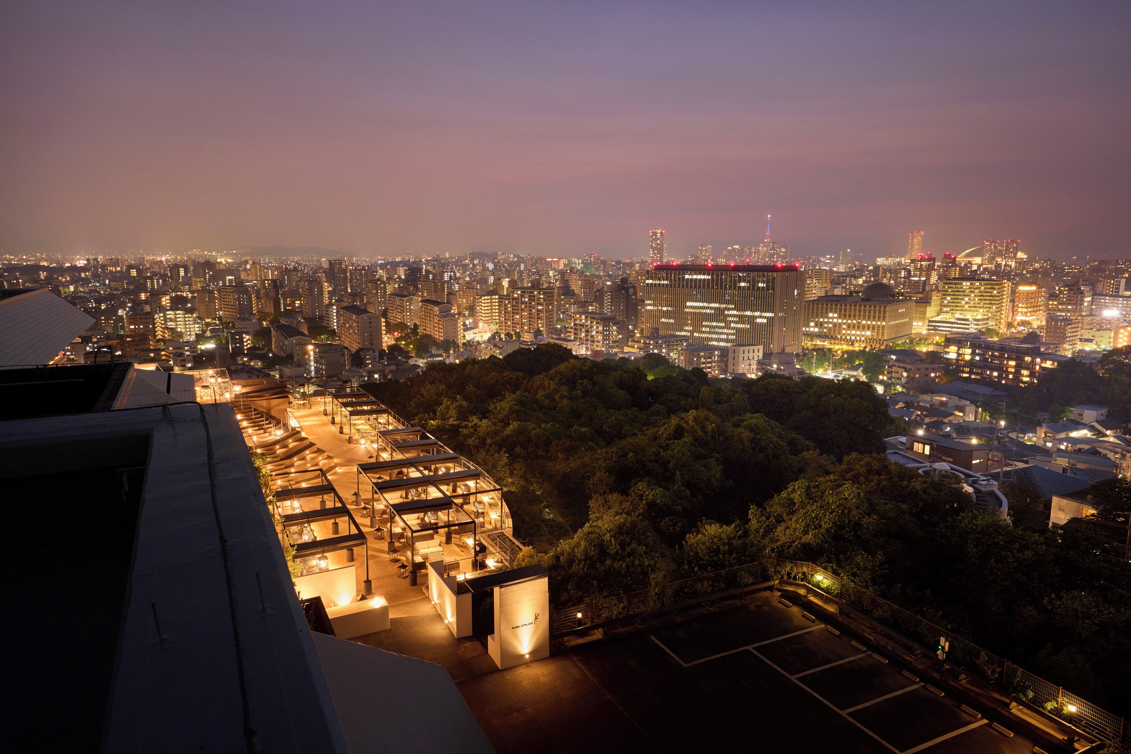 3 restaurants, breakfast, lunch, dinner served; japanese cuisine