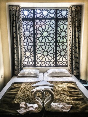 Small Double Or Twin Room Non A/c