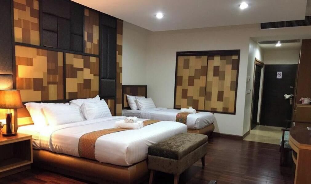 In-room safe, desk, blackout drapes, rollaway beds