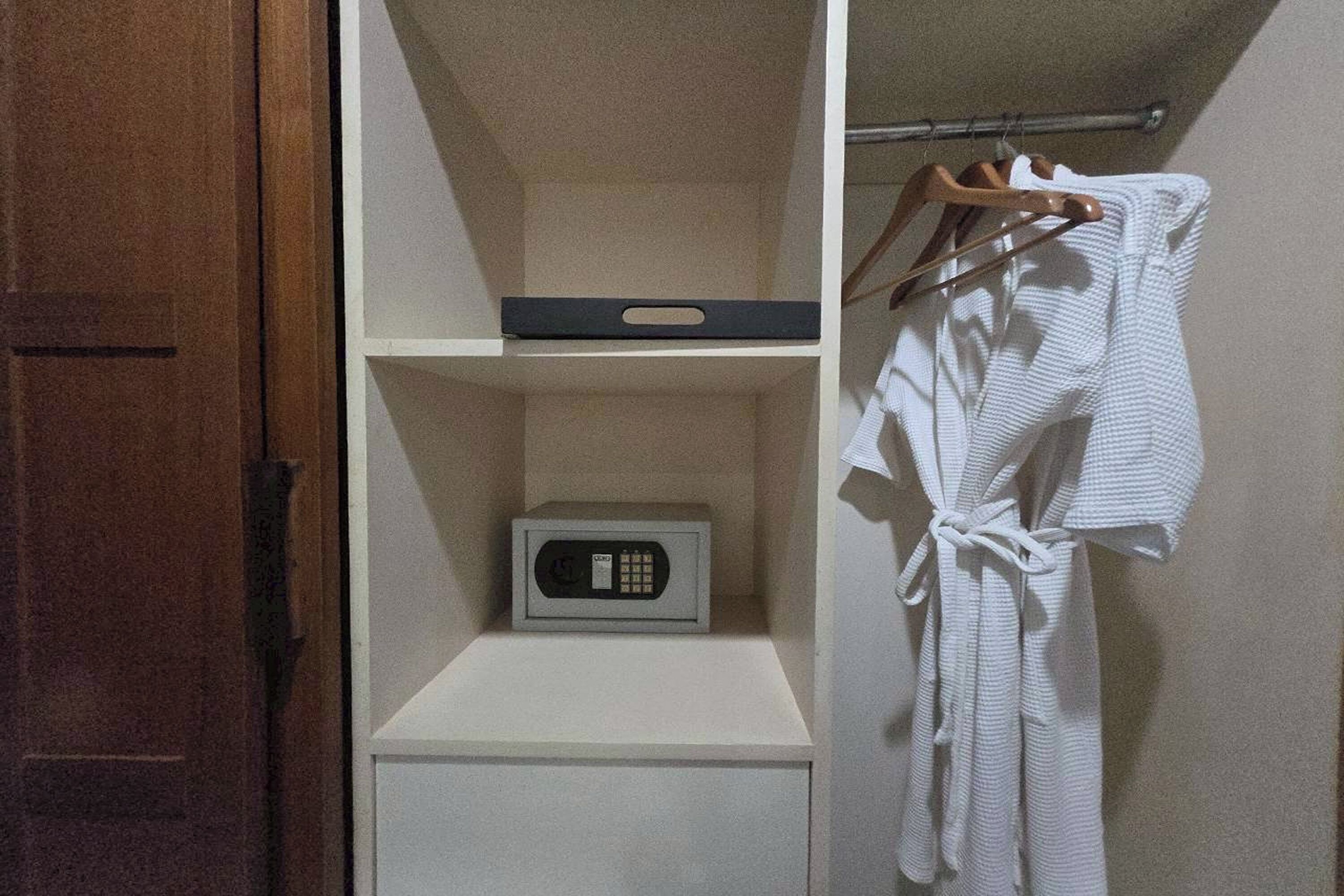 普通套房 (Double room) | 房內夾萬、書桌、遮光窗簾/窗簾、摺床/加床 (收費)