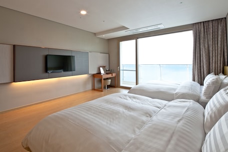 1 habitación, cubrecamas, cortinas blackout y wifi
