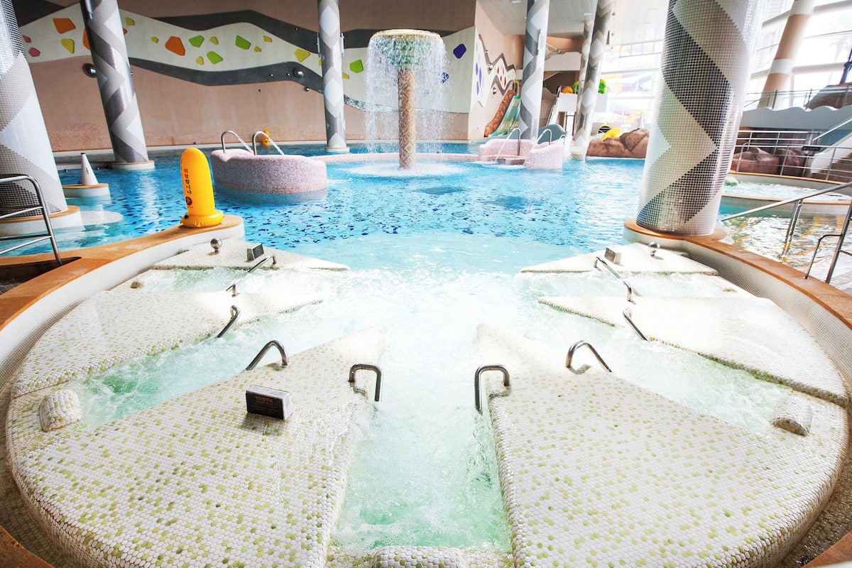 indoor pool, seasonal outdoor pool