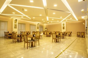 Free daily buffet breakfast  - Bursa Palas (Bursa)