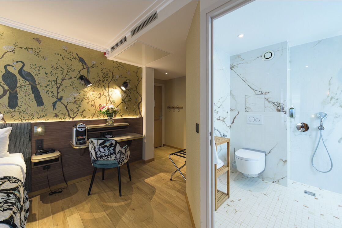 superior room | minibar, in-room safe, individually decorated, soundproofing