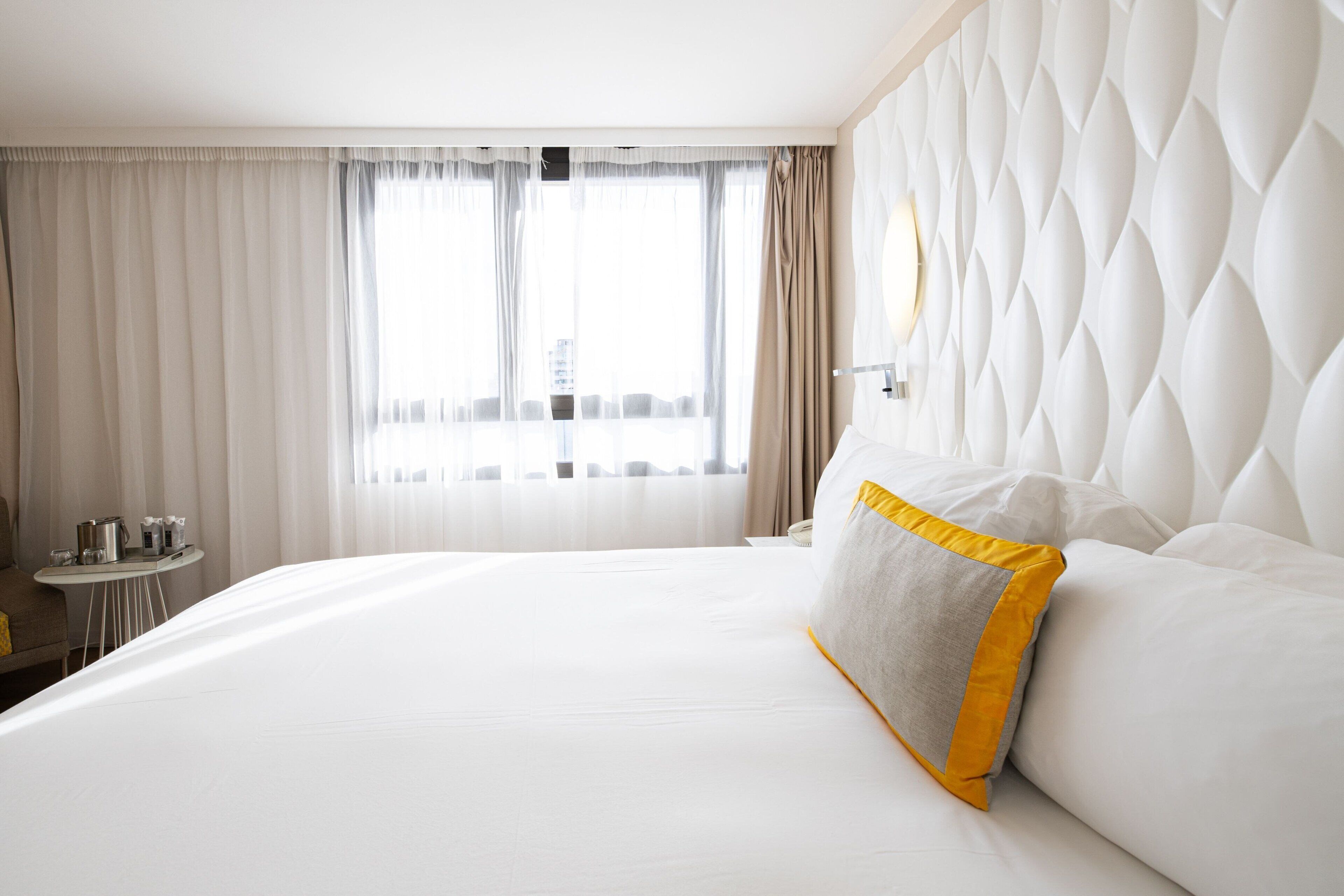 Superior Room, 1 King Bed | Hypo-allergenic bedding, in-room safe, soundproofing, iron/ironing board