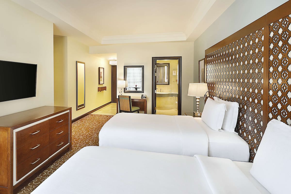 1 bedroom, premium bedding, in-room safe, desk