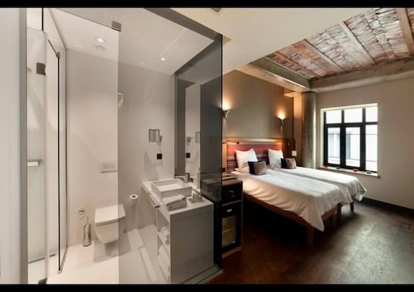 Rollaway beds, WiFi