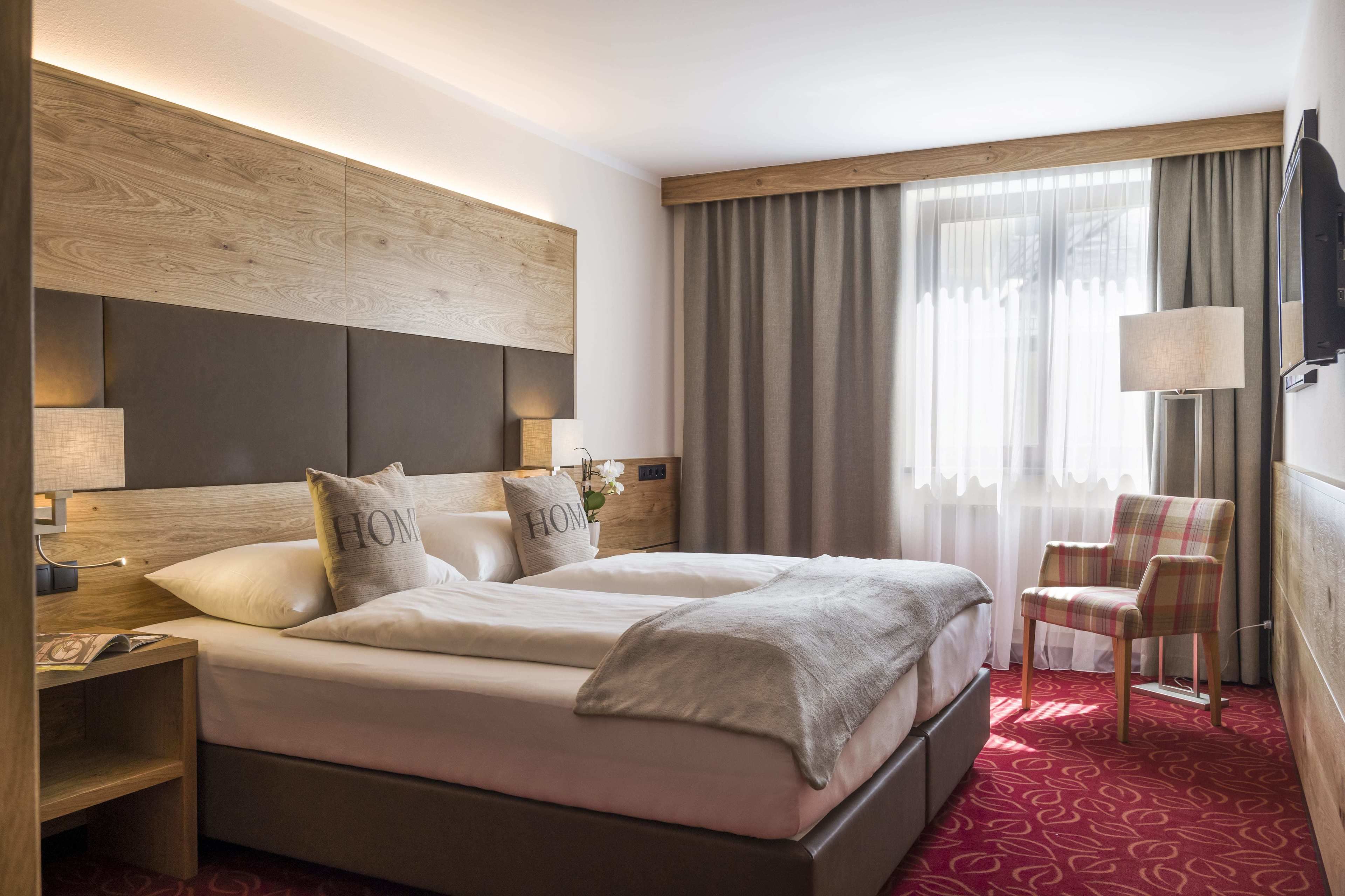 standard double room | hypo-allergenic bedding, in-room safe, laptop workspace, free wifi