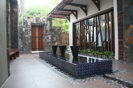 Property entrance. Dodola Lodge