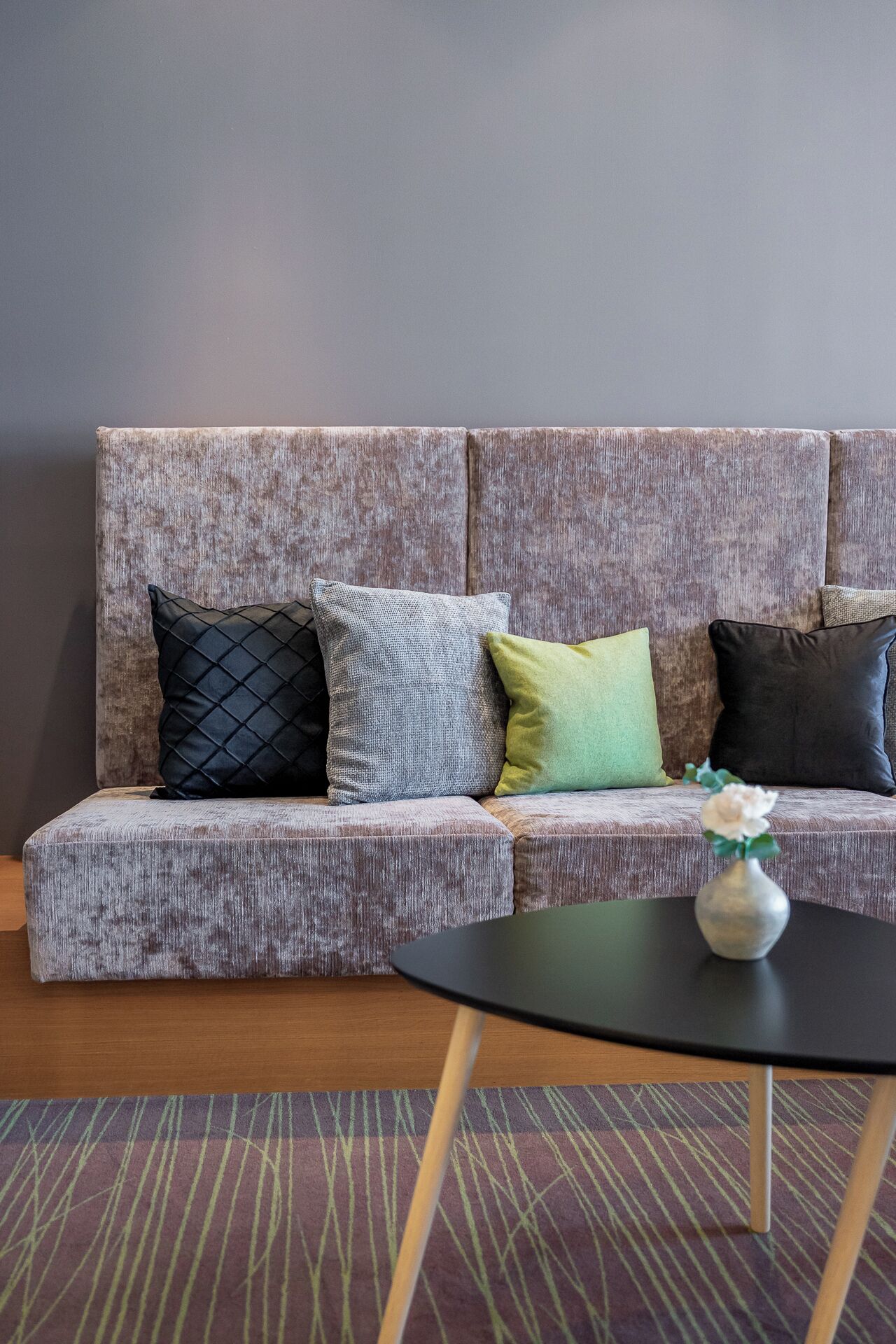 double room, lake view | 1 bedroom, minibar, in-room safe, soundproofing