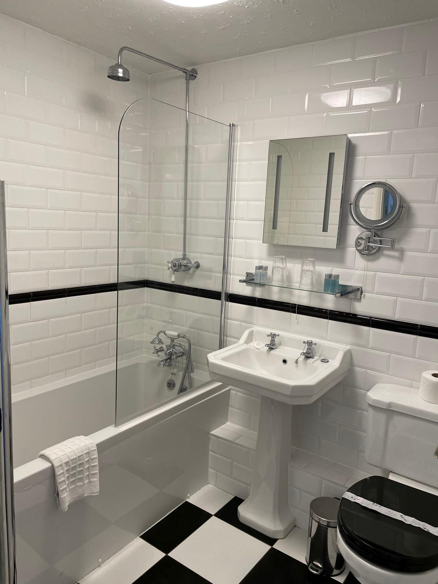 Ferienhaus, eigenes Bad | Badezimmer