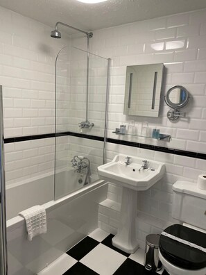 Cottage, Private Bathroom | Bathroom - Canterbury Hotel (Canterbury)
