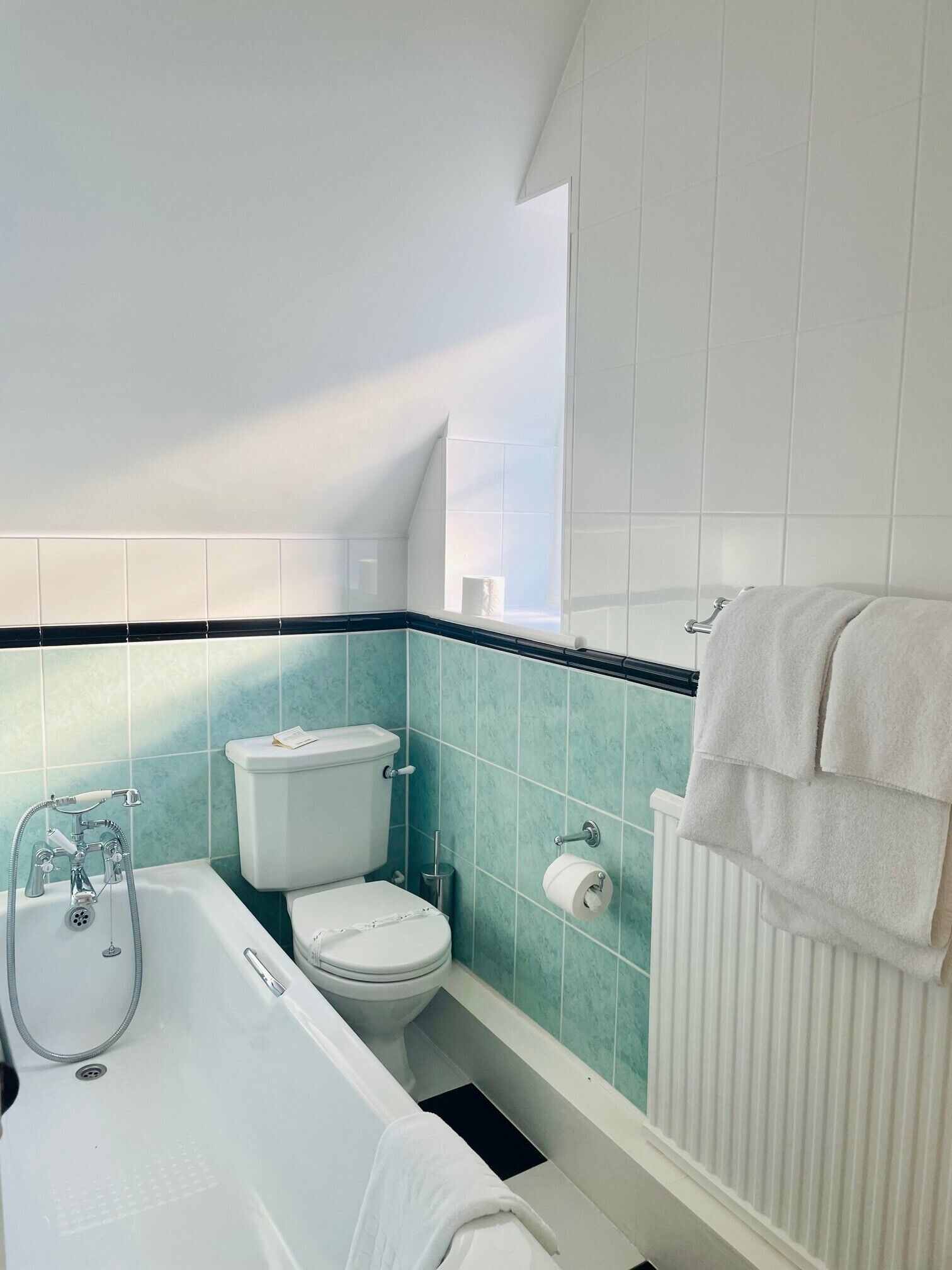 double room, ensuite | bathroom