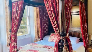 Double Room (Four Poster) | Room amenity