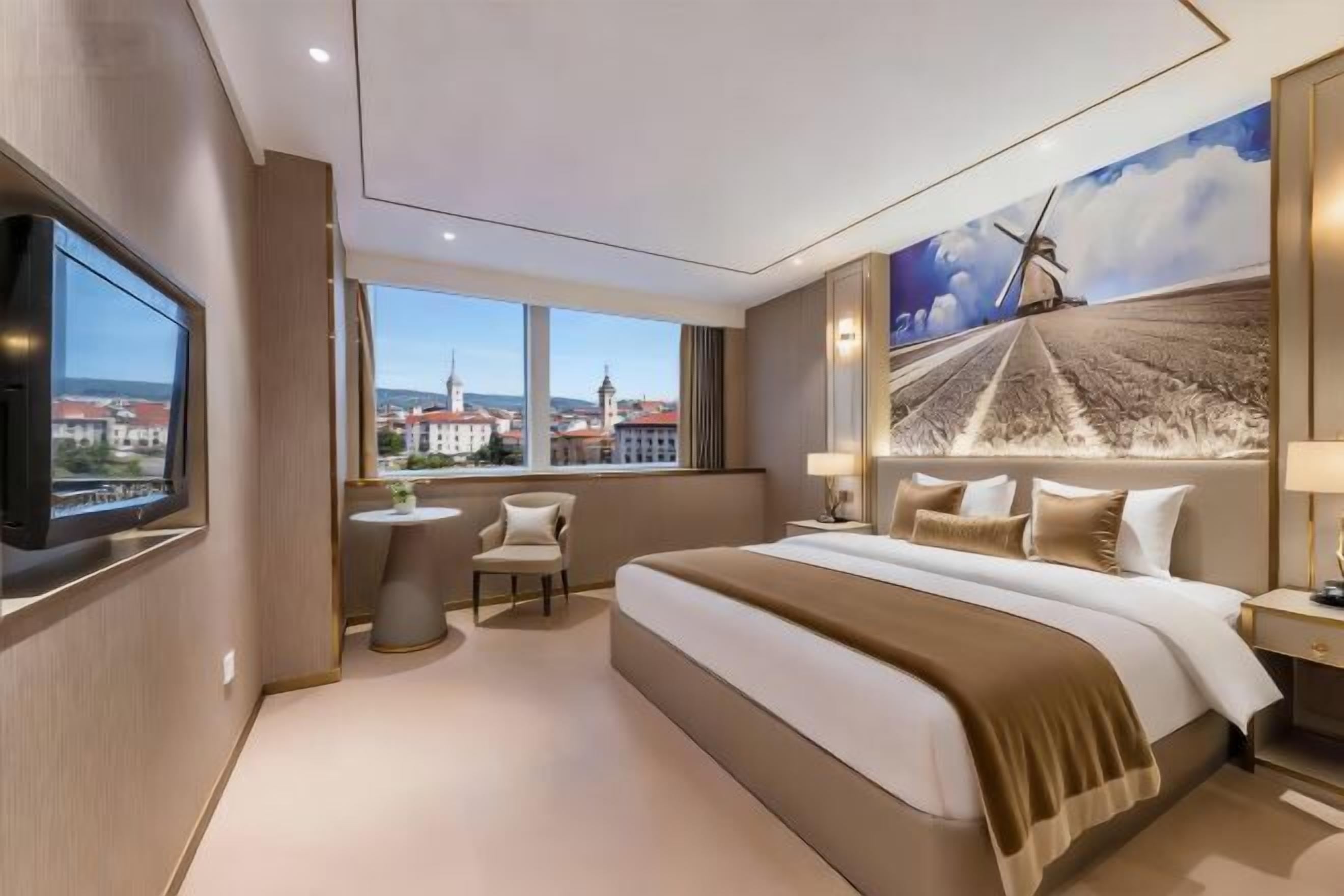 Premium bedding, down comforters, pillowtop beds, free minibar items