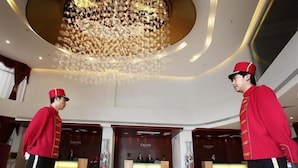 Unclassified image, 4 of 85, button - Calvin Hotel (Guangzhou)