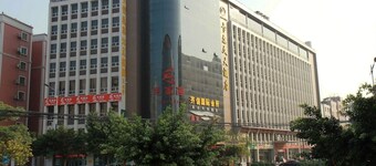 Calvin Hotel