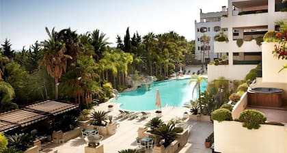 Apartamentos Guadalpin Boutique