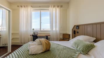 Quarto casal conforto (Côté Mer/Sea facing) | Fachada da propriedade