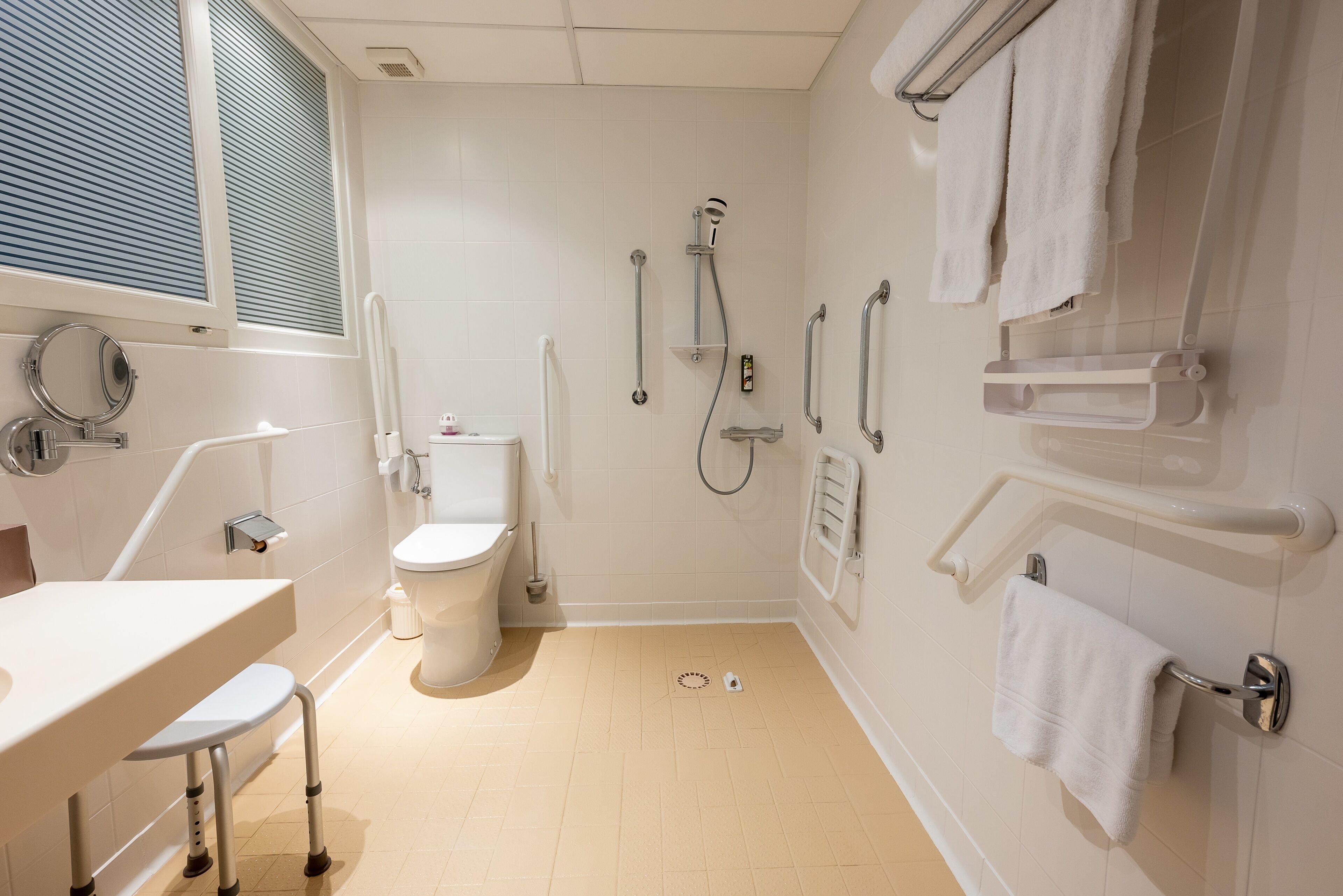 twin room, garden area | bathroom | shower, free toiletries, hair dryer, towels