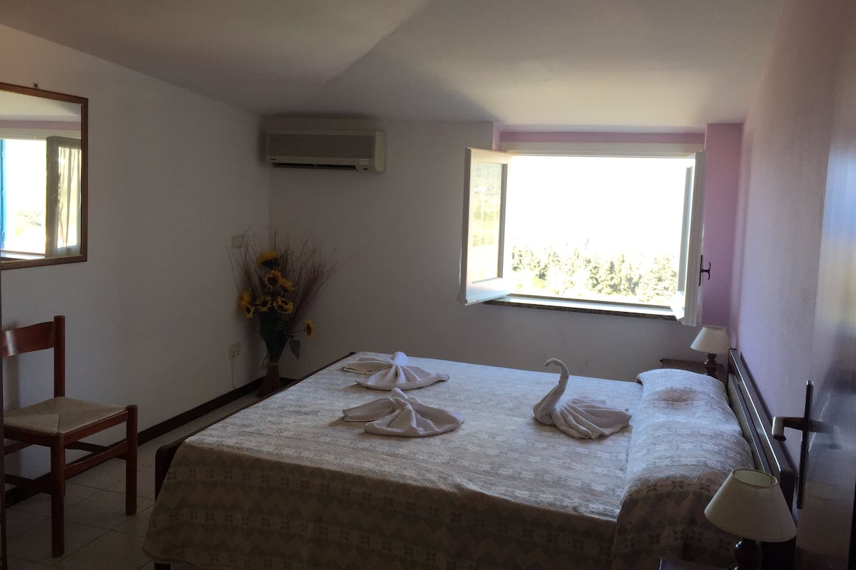 Economy Double Room, Mezzanine (Mansardata ) | Premium bedding, free WiFi, bed sheets