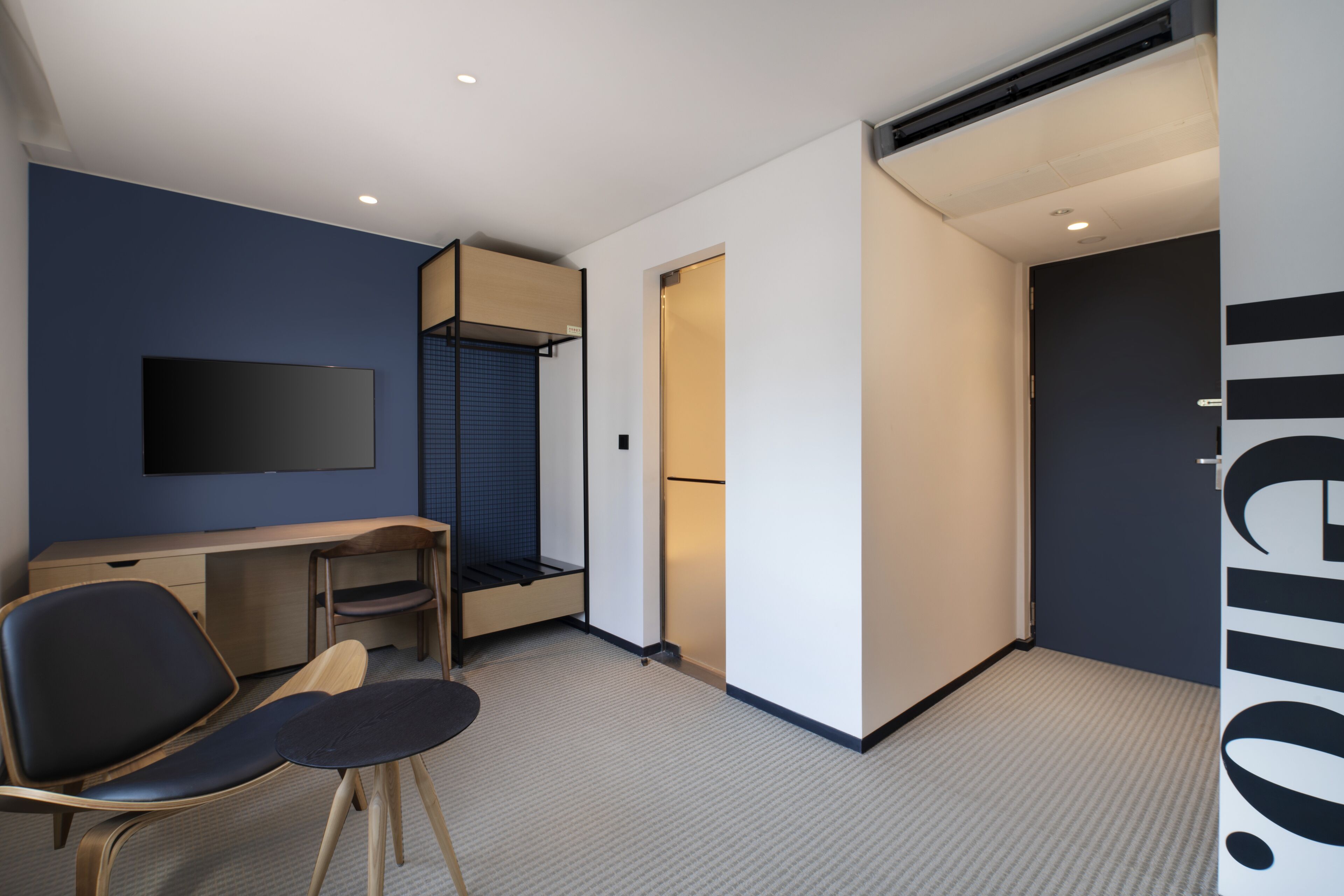 42-inch lcd tv with cable channels, tv