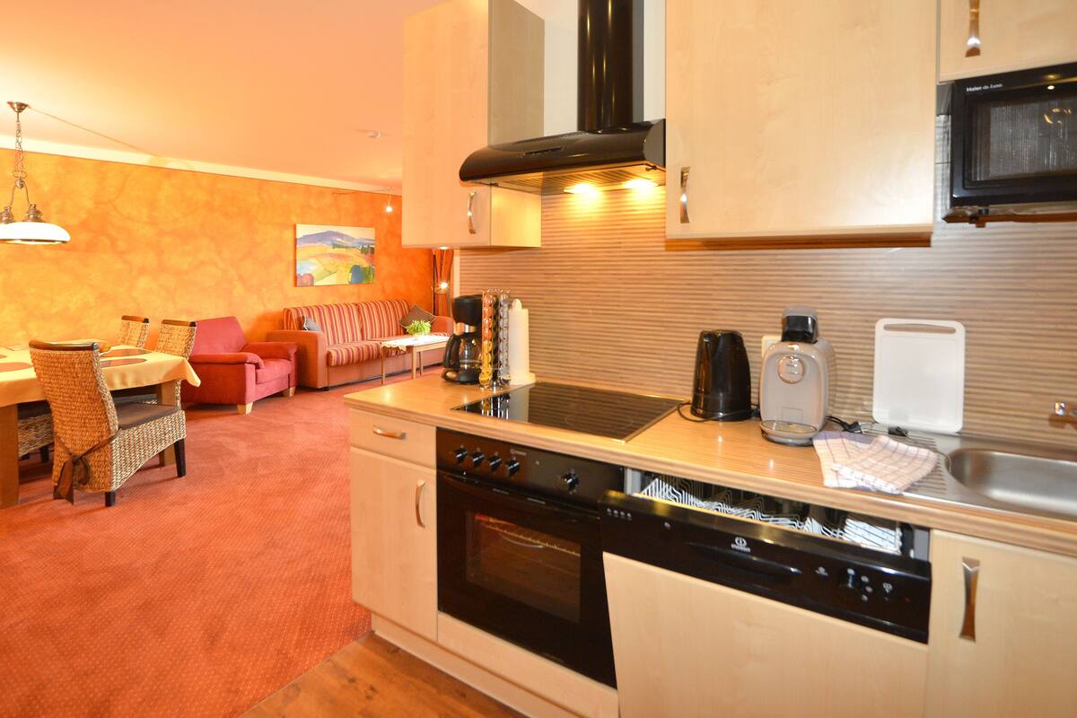 One Bedroom Apartment (Apartment 16) | Private kitchen | Coffee/tea maker, fridge, stovetop, electric kettle