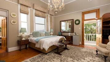 Suite clásica, 1 cama de matrimonio grande, baño privado, vistas al río (Master) | 1 dormitorio, ropa de cama de alta calidad, edredones de plumas