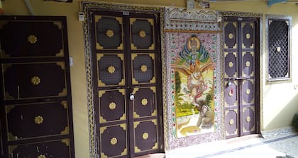 Shyam Palace Guest House