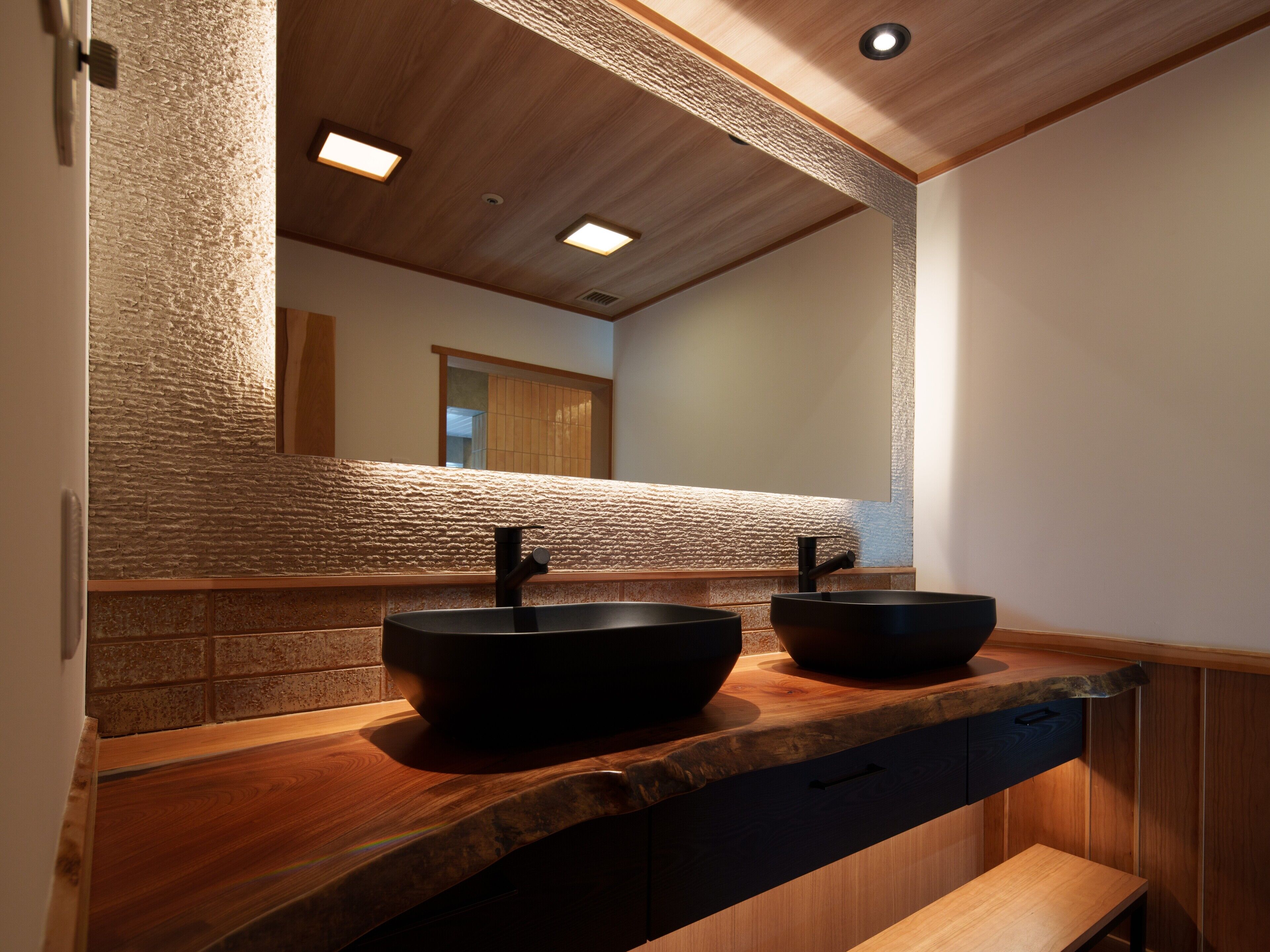 japanese suite room, non smoking, garden view  | bathroom | free toiletries, hair dryer, slippers, electronic bidet